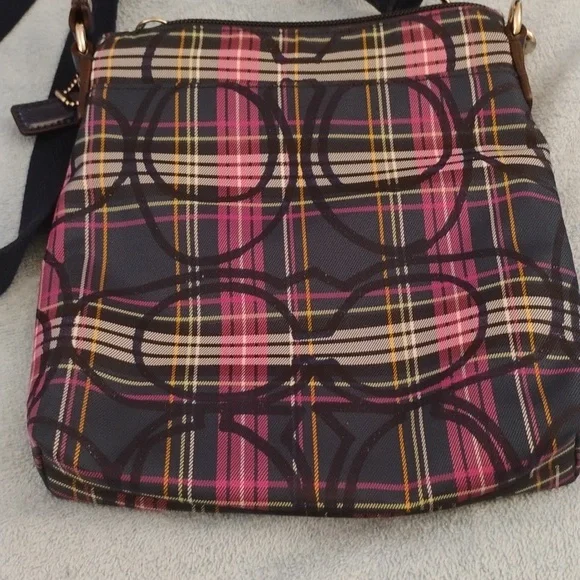 Coach Poppy Crossbody Bag! - Picture 2 of 10